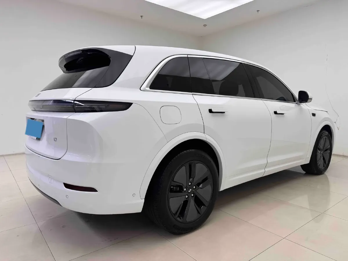 2024 Li L8 Range Extended 154HP REEV 42.8KWH,autocango,china used car exporter,china ev exporter,chinese used car exporter,chinese used ev exporter