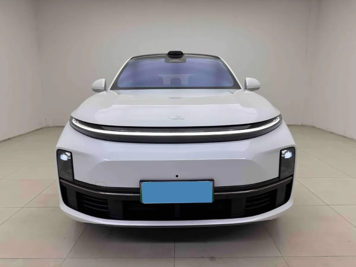2024 Li L8 Range Extended 154HP REEV 42.8KWH,autocango,china used car exporter,china ev exporter,chinese used car exporter,chinese used ev exporter