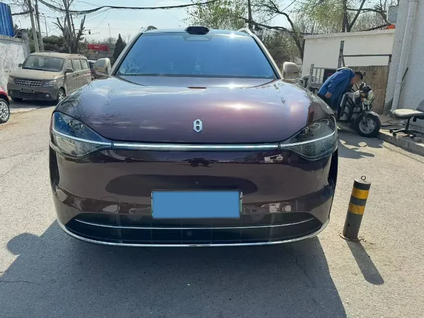 2025 AITO AITO M9 REEV 160HP REEV 52KWH,autocango,china used car exporter,china ev exporter,chinese used car exporter,chinese used ev exporter