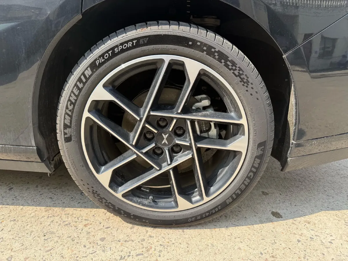 2024 Xpeng P7+ BEV 60.7KWH,autocango,china used car exporter,china ev exporter,chinese used car exporter,chinese used ev exporter