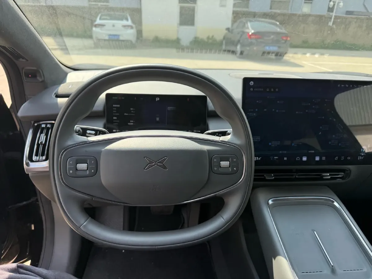 2024 Xpeng P7+ BEV 60.7KWH,autocango,china used car exporter,china ev exporter,chinese used car exporter,chinese used ev exporter