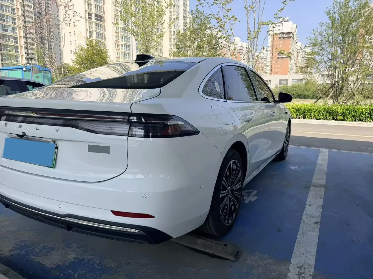 2025 Geely Galaxy A7 1.5L 112HP L4 1DHT PHEV,autocango,china used car exporter,china ev exporter,chinese used car exporter,chinese used ev exporter