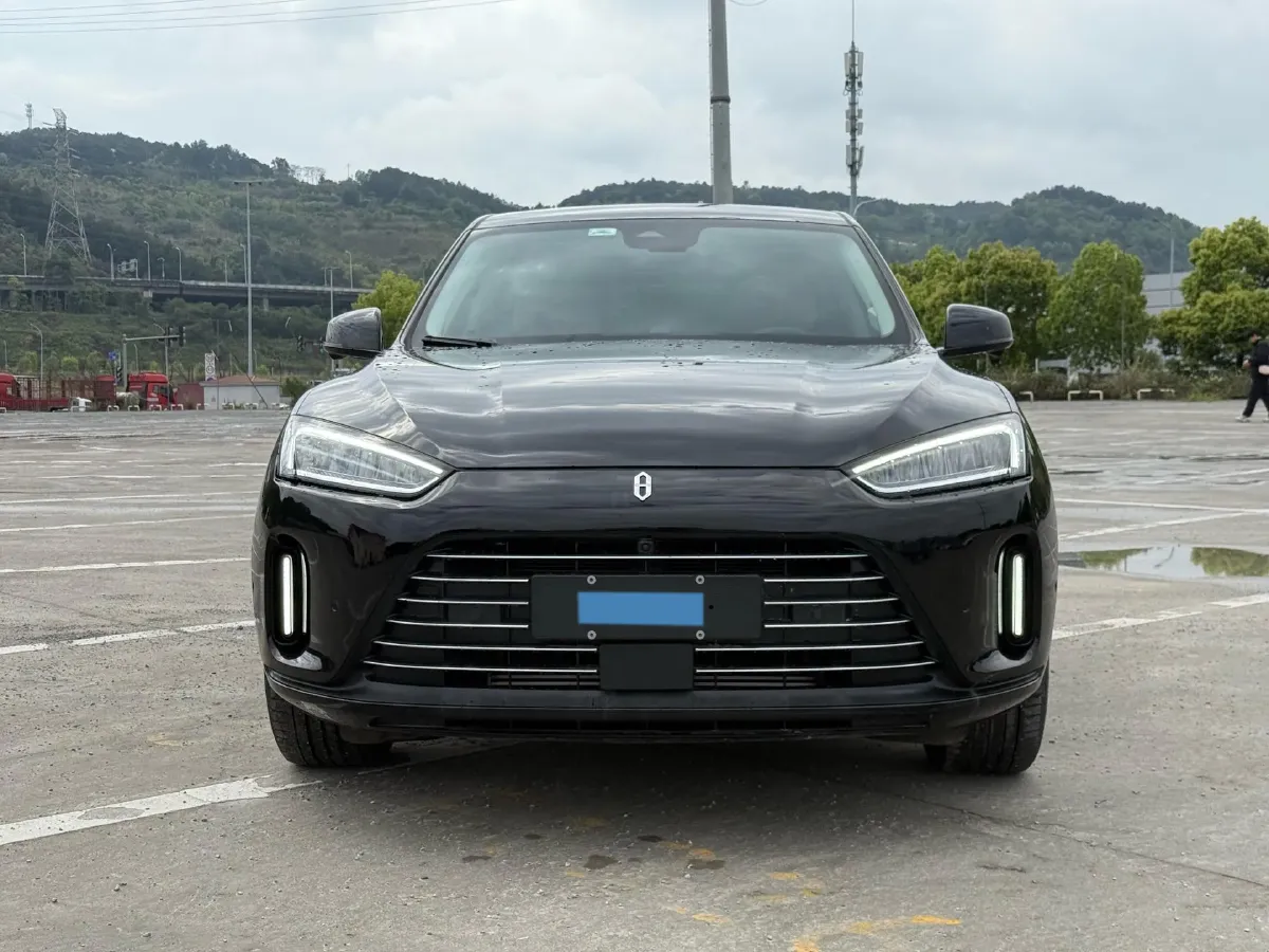 2022 JMC YuHu 7 2.0T 141HP L4 8AT,autocango,china used car exporter,china ev exporter,chinese used car exporter,chinese used ev exporter