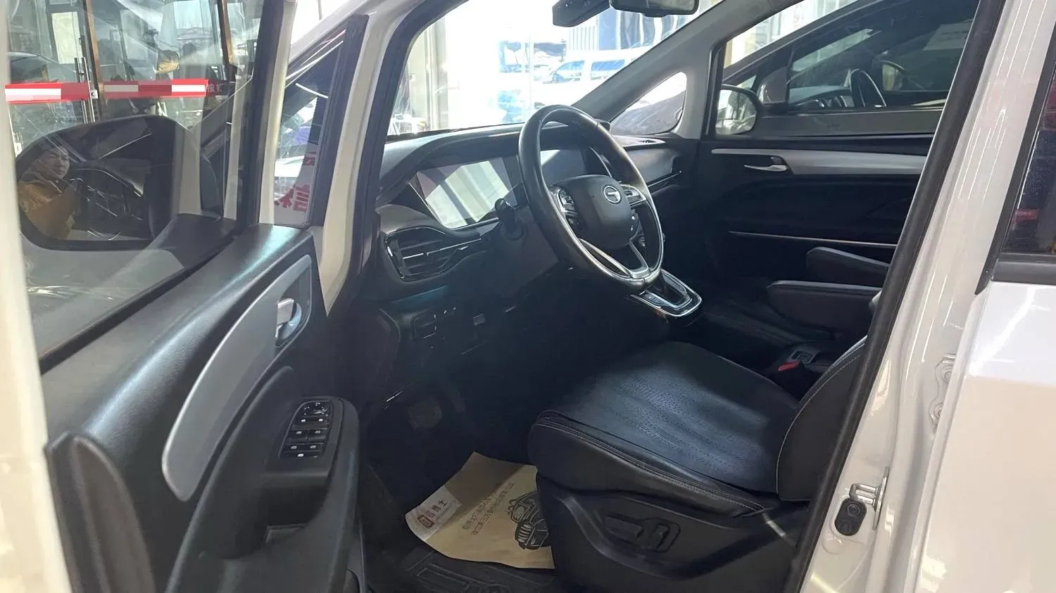 2021 GAC Trumpchi M6 1.5T 169HP L4 7DCT,autocango,china used car exporter,china ev exporter,chinese used car exporter,chinese used ev exporter