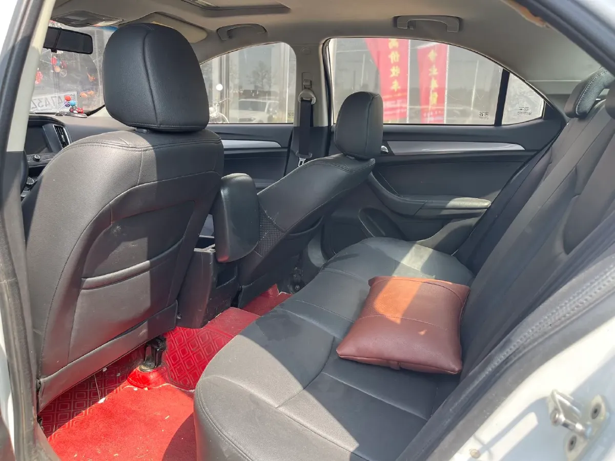 2018 Roewe 360 1.5L 116HP L4 4AT,autocango,china used car exporter,china ev exporter,chinese used car exporter,chinese used ev exporter