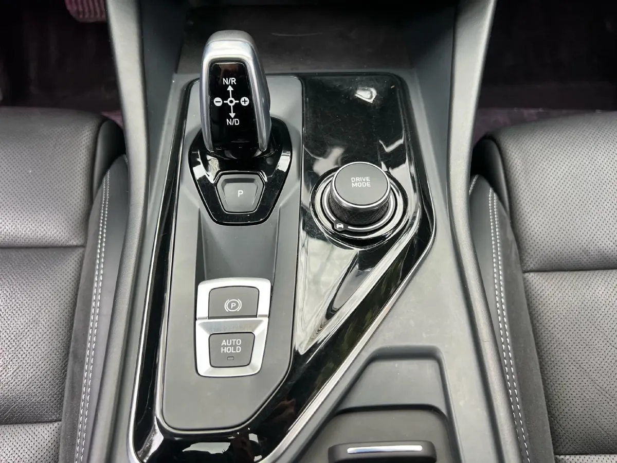 2022 LYNK&CO 03 1.5T 180HP L3 7DCT,autocango,china used car exporter,china ev exporter,chinese used car exporter,chinese used ev exporter