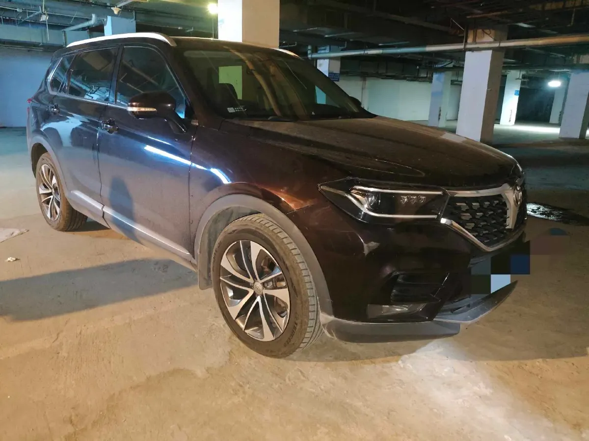 2018 Brilliance Auto V7 1.6T 204HP L4 7DCT,autocango,china used car exporter,china ev exporter,chinese used car exporter,chinese used ev exporter