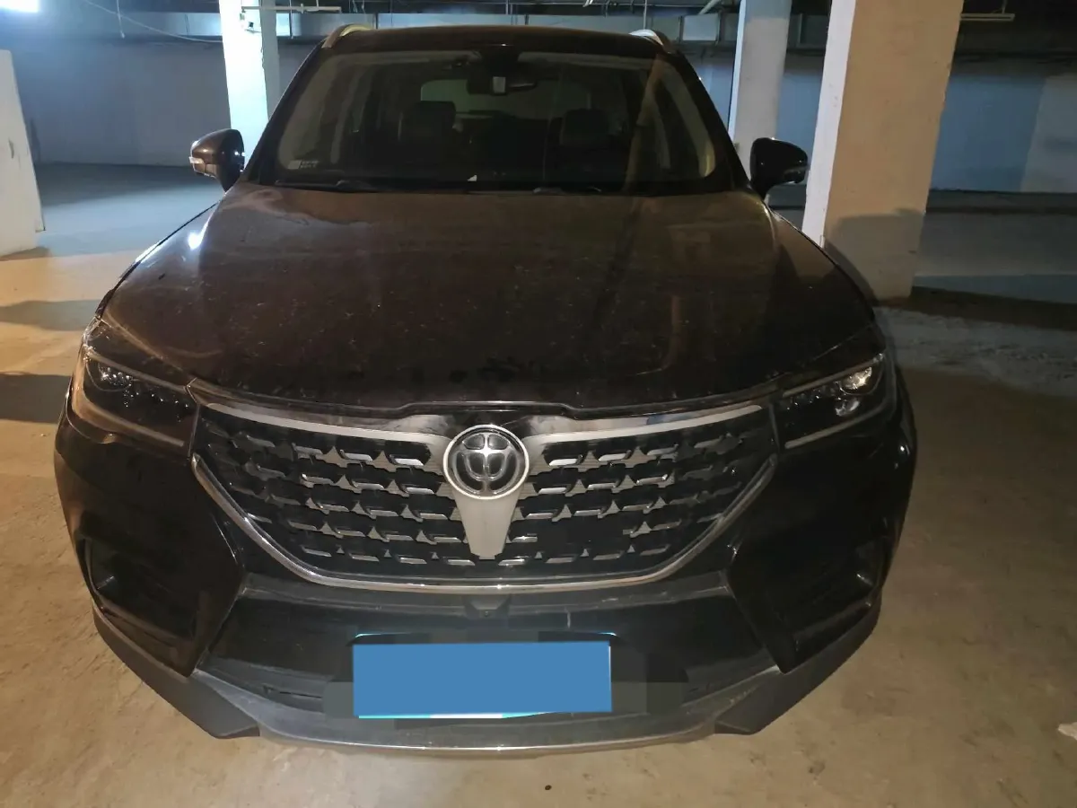 2018 Brilliance Auto V7 1.6T 204HP L4 7DCT,autocango,china used car exporter,china ev exporter,chinese used car exporter,chinese used ev exporter