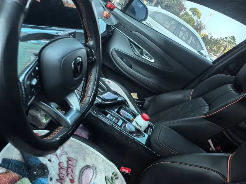 2022 ChangAn UNI-T 1.5T 188HP L4 7DCT,autocango,china used car exporter,china ev exporter,chinese used car exporter,chinese used ev exporter