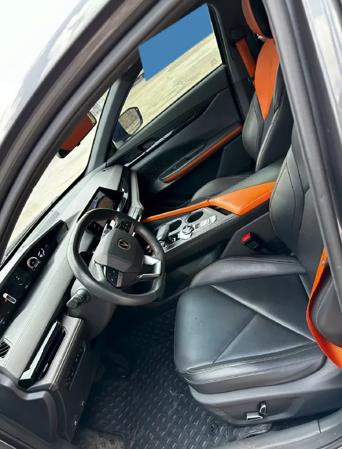 2022 ChangAn UNI-V 1.5T 188HP L4 7DCT,autocango,china used car exporter,china ev exporter,chinese used car exporter,chinese used ev exporter