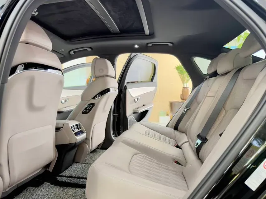 2024 BYD Han BEV 72KWH,autocango,china used car exporter,china ev exporter,chinese used car exporter,chinese used ev exporter