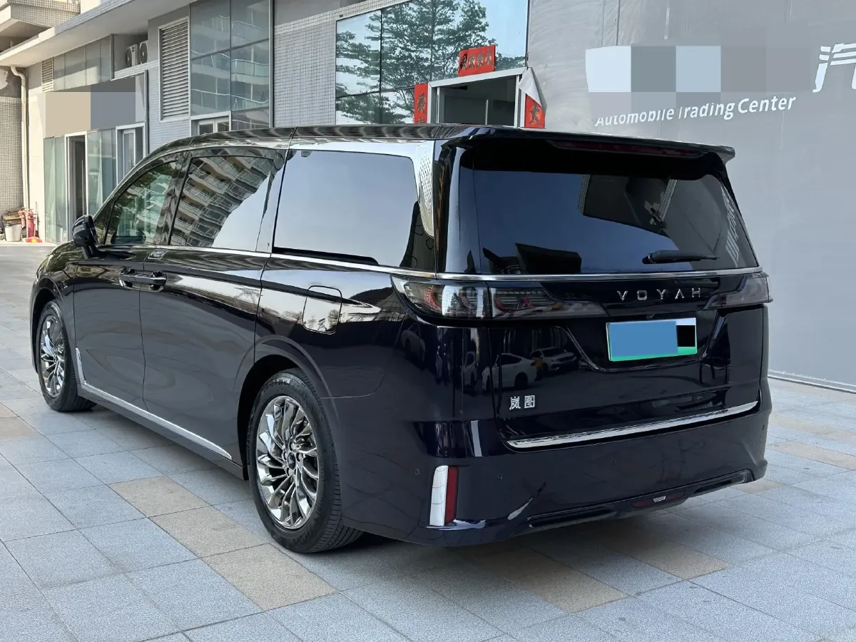 2022 Voyah Dream 1.5T 136HP L4 PHEV 25.57KWH,autocango,china used car exporter,china ev exporter,chinese used car exporter,chinese used ev exporter
