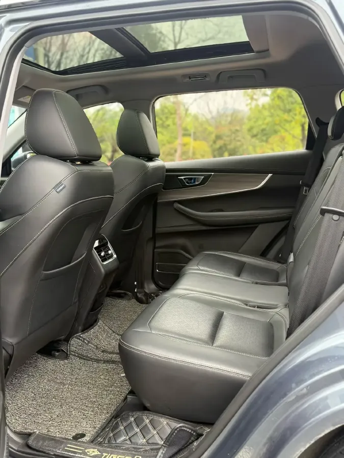 2019 Chery Tiggo 8 1.6T 197HP L4 7DCT,autocango,china used car exporter,china ev exporter,chinese used car exporter,chinese used ev exporter