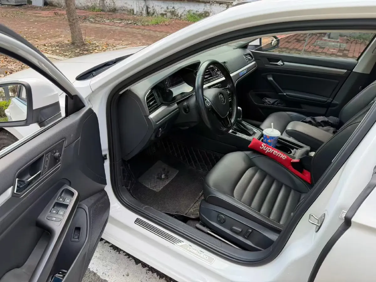 2019 Volkswagen Passat 1.4T 150HP L4 7DCT,autocango,china used car exporter,china ev exporter,chinese used car exporter,chinese used ev exporter