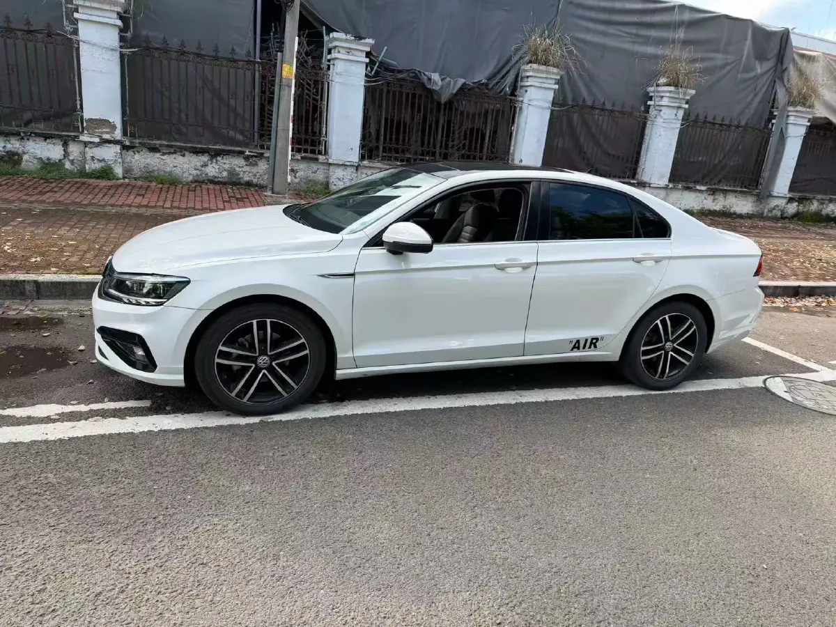 2019 Volkswagen Passat 1.4T 150HP L4 7DCT,autocango,china used car exporter,china ev exporter,chinese used car exporter,chinese used ev exporter