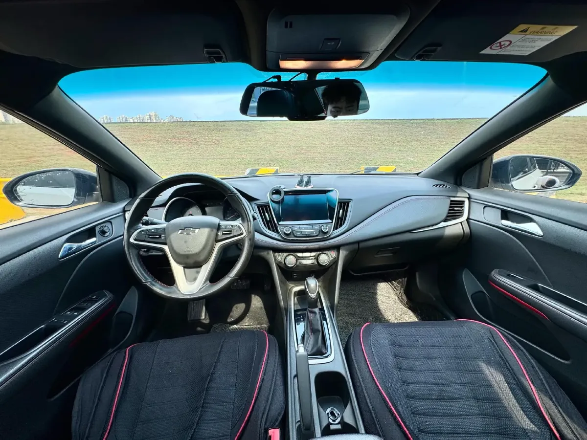 2019 Chevrolet Monza 1.3T 163HP L3 6AT,autocango,china used car exporter,china ev exporter,chinese used car exporter,chinese used ev exporter