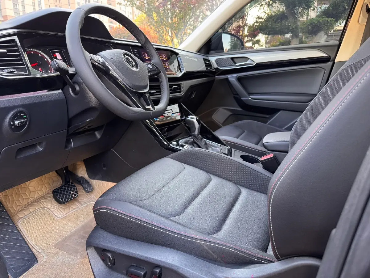 2021 Volkswagen Tayron 2.0T 186HP L4 7DCT,autocango,china used car exporter,china ev exporter,chinese used car exporter,chinese used ev exporter