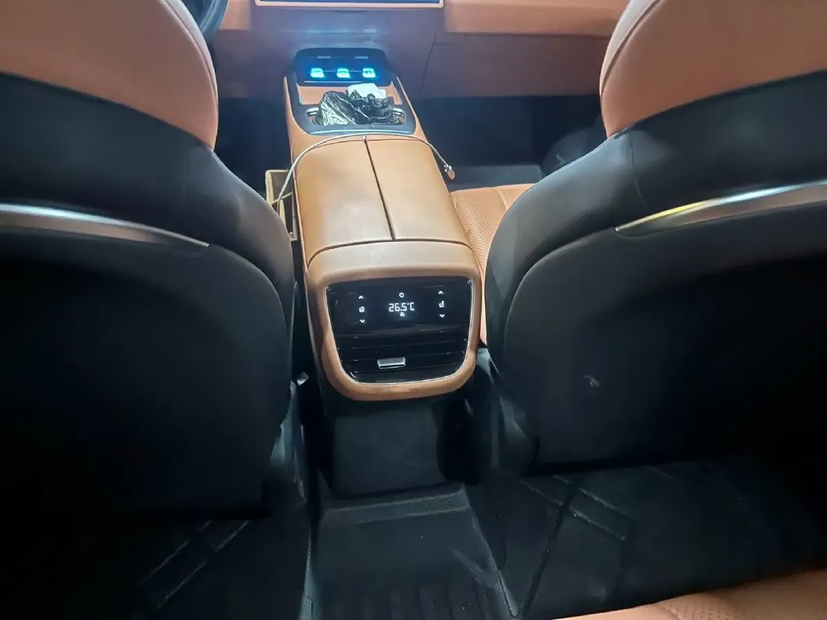 2025 Deepal L07 1.5L 98HP L4 REEV 35.07KWH,autocango,china used car exporter,china ev exporter,chinese used car exporter,chinese used ev exporter