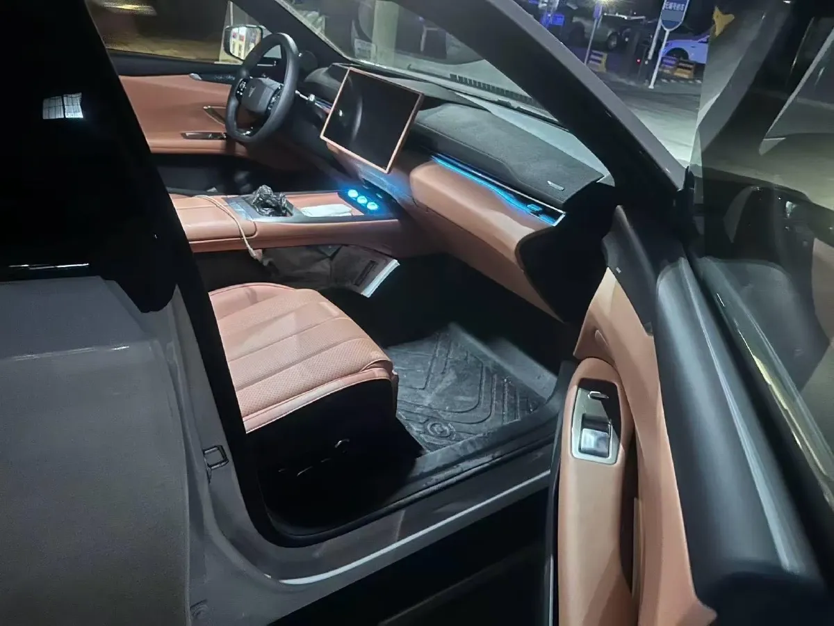 2025 Deepal L07 1.5L 98HP L4 REEV 35.07KWH,autocango,china used car exporter,china ev exporter,chinese used car exporter,chinese used ev exporter