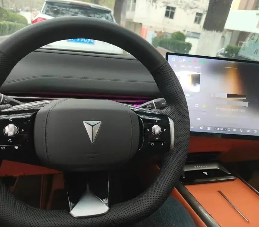 2025 Deepal L07 1.5L 98HP L4 REEV 35.07KWH,autocango,china used car exporter,china ev exporter,chinese used car exporter,chinese used ev exporter