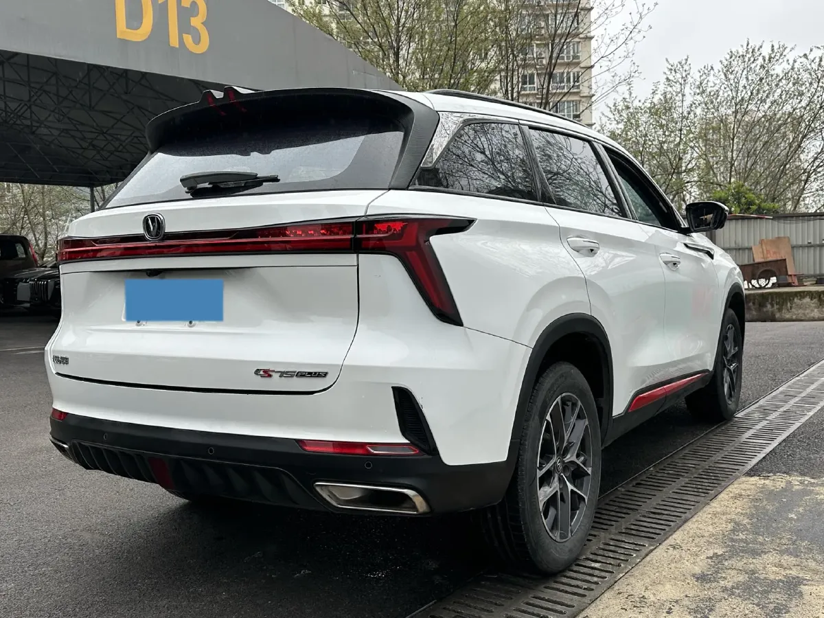 2022 ChangAn CS75 Plus 1.5T 188HP L4 8AT,autocango,china used car exporter,china ev exporter,chinese used car exporter,chinese used ev exporter