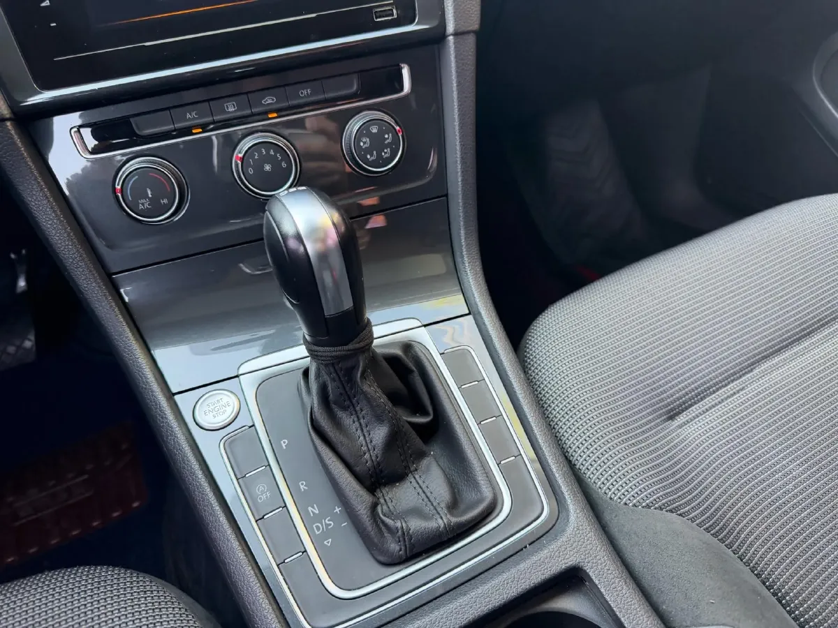 2020 Volkswagen Golf 1.4T 150HP L4 7DCT,autocango,china used car exporter,china ev exporter,chinese used car exporter,chinese used ev exporter