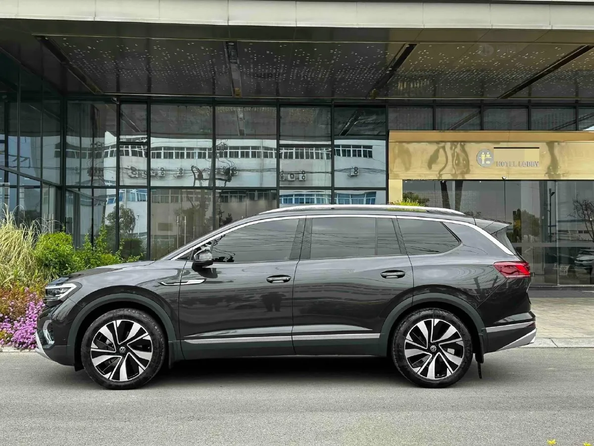 2023 Volkswagen Talagon 2.0T 220HP L4 7DCT,autocango,china used car exporter,china ev exporter,chinese used car exporter,chinese used ev exporter