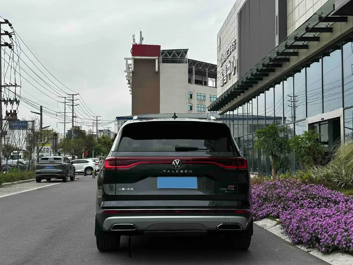 2023 Volkswagen Talagon 2.0T 220HP L4 7DCT,autocango,china used car exporter,china ev exporter,chinese used car exporter,chinese used ev exporter