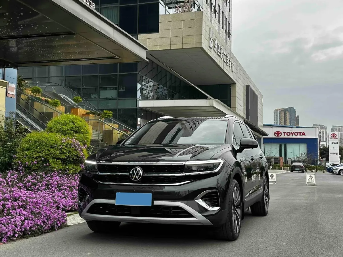 2023 Volkswagen Talagon 2.0T 220HP L4 7DCT,autocango,china used car exporter,china ev exporter,chinese used car exporter,chinese used ev exporter