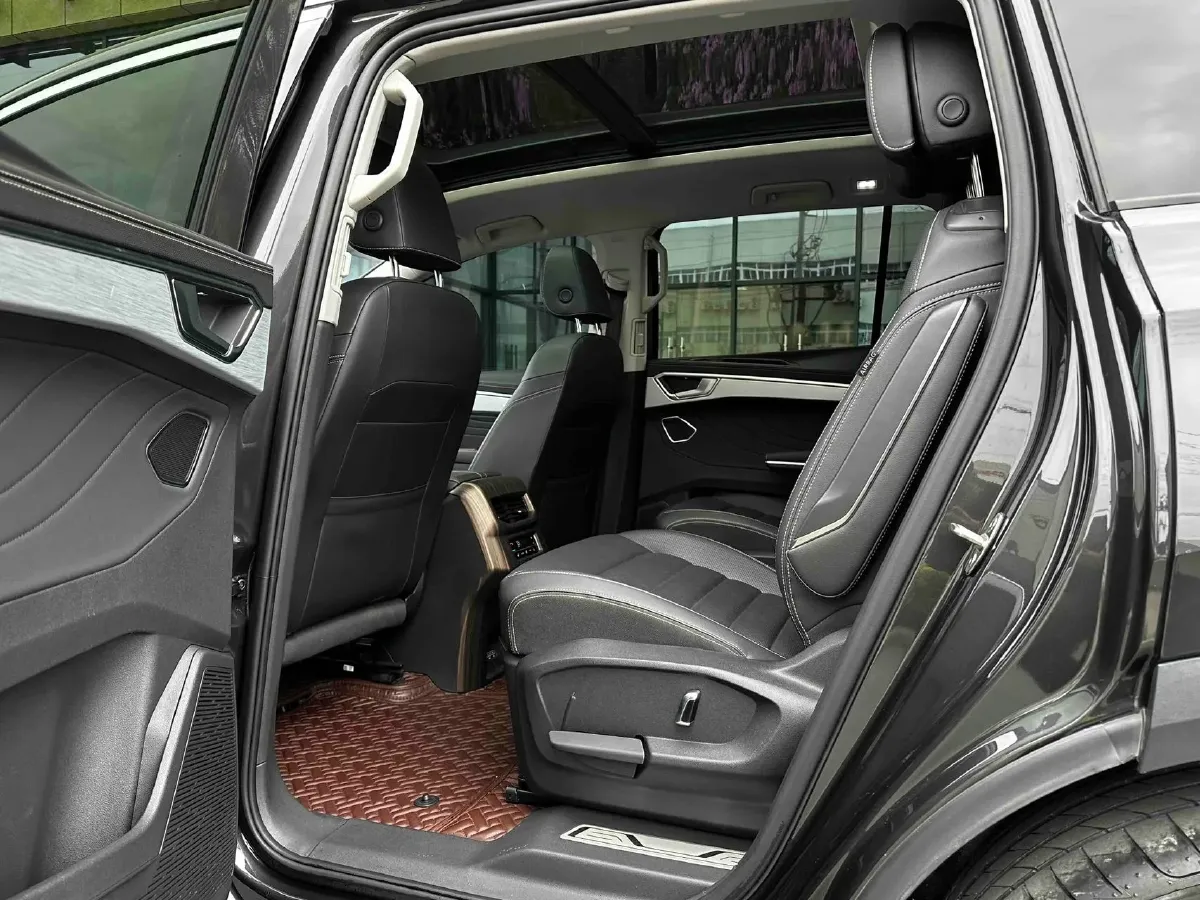 2023 Volkswagen Talagon 2.0T 220HP L4 7DCT,autocango,china used car exporter,china ev exporter,chinese used car exporter,chinese used ev exporter