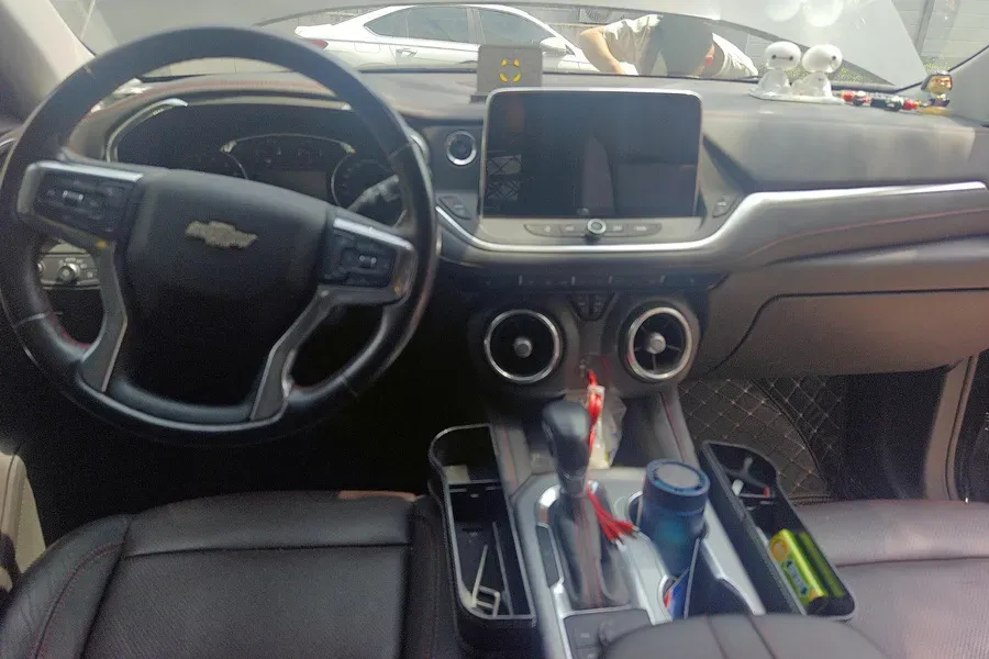 2020 Chevrolet Blazer 2.0T 237HP L4 9AT,autocango,china used car exporter,china ev exporter,chinese used car exporter,chinese used ev exporter