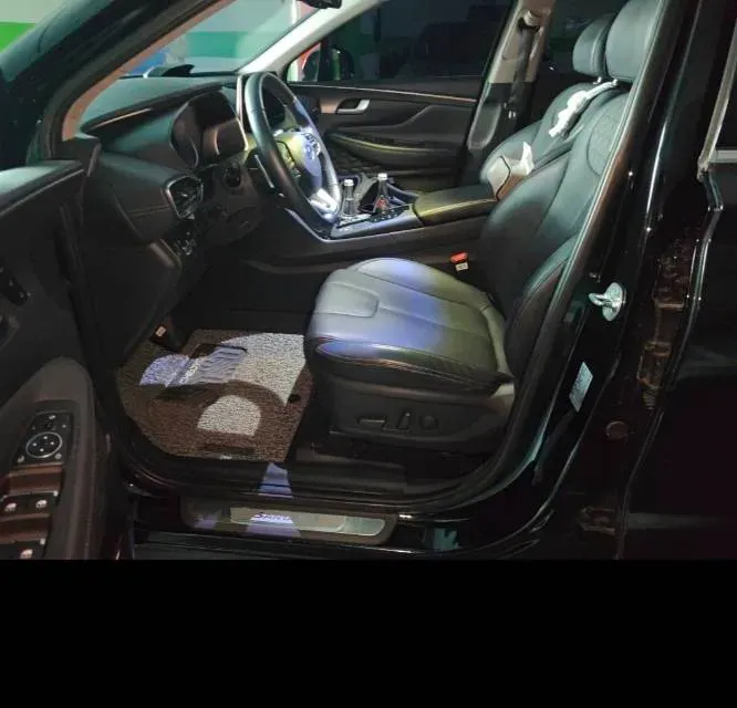 2021 Hyundai Custo 2.0T 236HP L4 8AT,autocango,china used car exporter,china ev exporter,chinese used car exporter,chinese used ev exporter