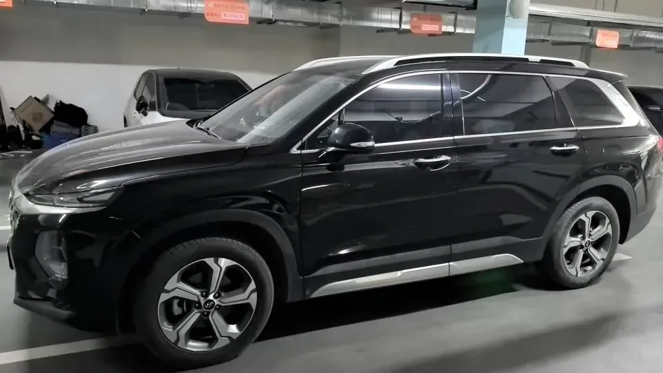 2021 Hyundai Custo 2.0T 236HP L4 8AT,autocango,china used car exporter,china ev exporter,chinese used car exporter,chinese used ev exporter