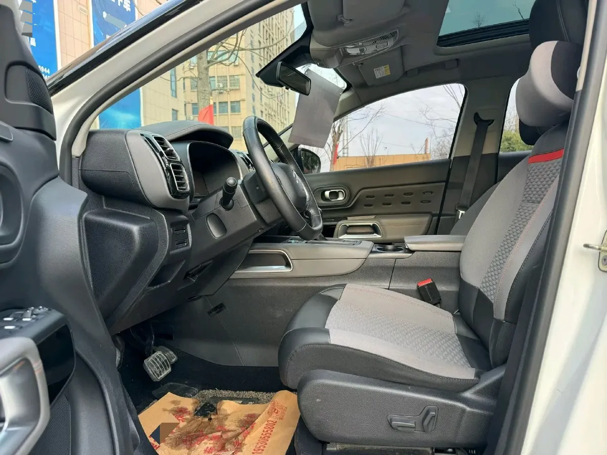 2018 Citroen C5 Aircross 1.6T 167HP L4 6AT,autocango,china used car exporter,china ev exporter,chinese used car exporter,chinese used ev exporter