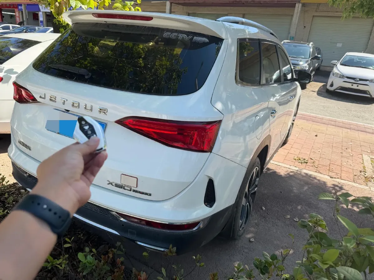 2019 Jetour X90 1.6T 197HP L4 7DCT,autocango,china used car exporter,china ev exporter,chinese used car exporter,chinese used ev exporter