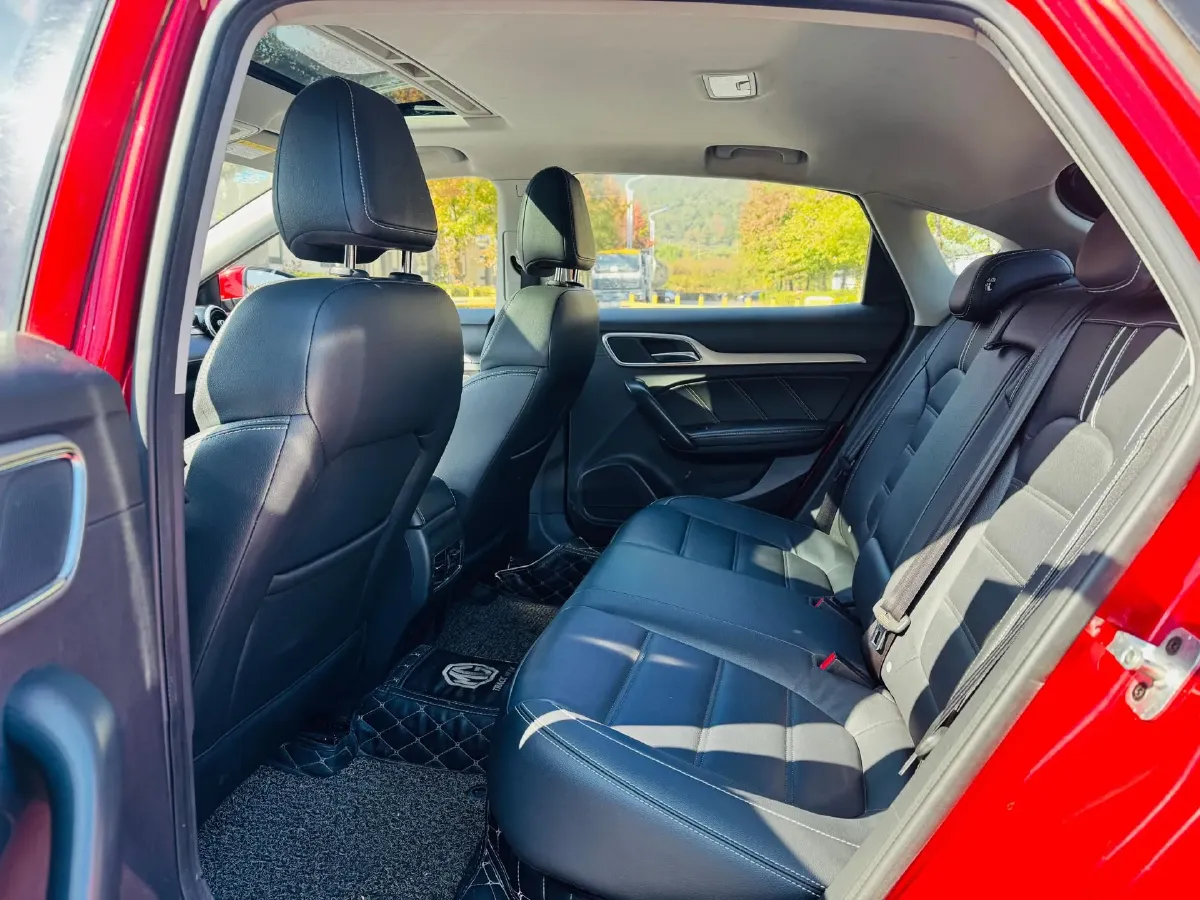 2017 MG MG6 1.5T 169HP L4 6MT,autocango,china used car exporter,china ev exporter,chinese used car exporter,chinese used ev exporter