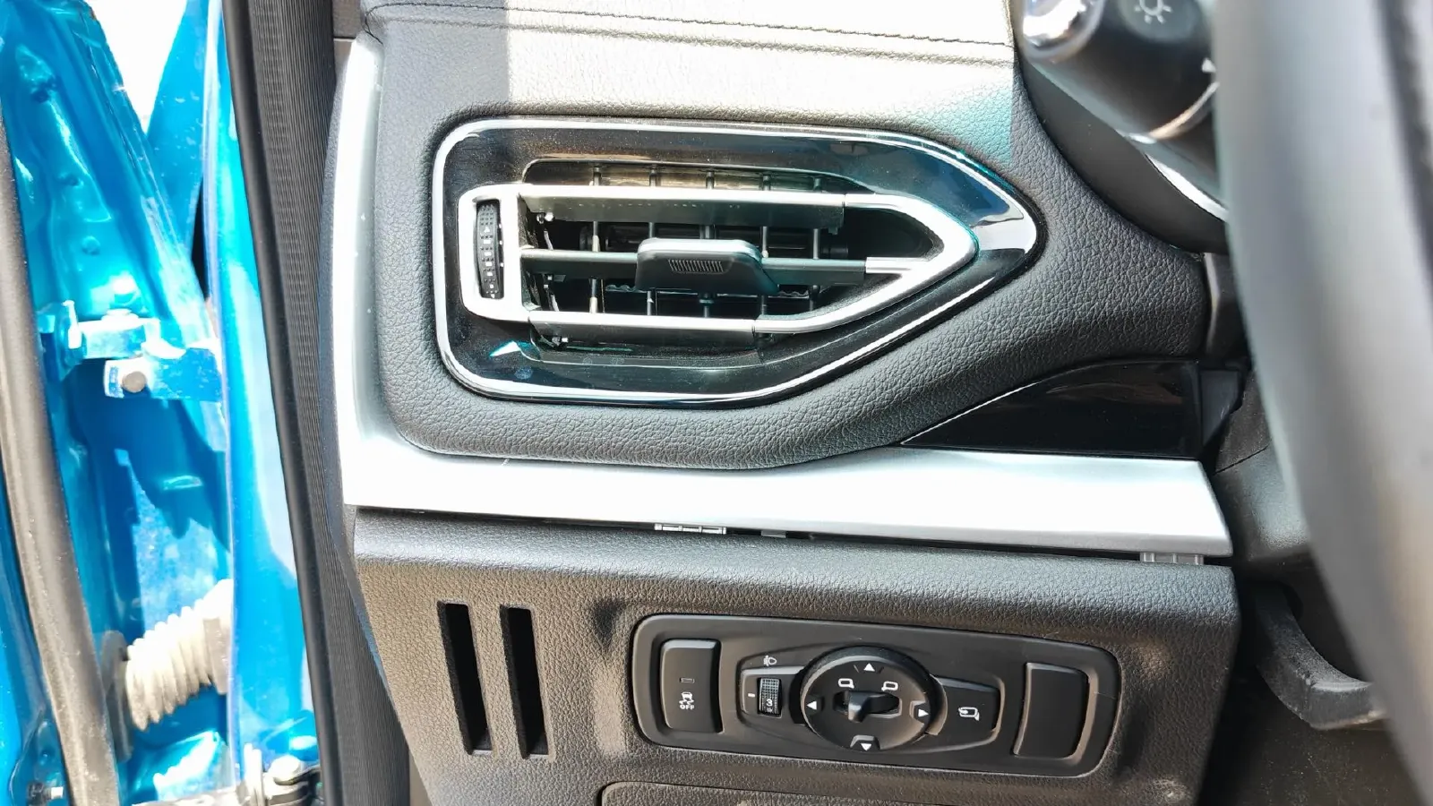 2019 Jetour X70 1.5T 156HP L4 6DCT,autocango,china used car exporter,china ev exporter,chinese used car exporter,chinese used ev exporter