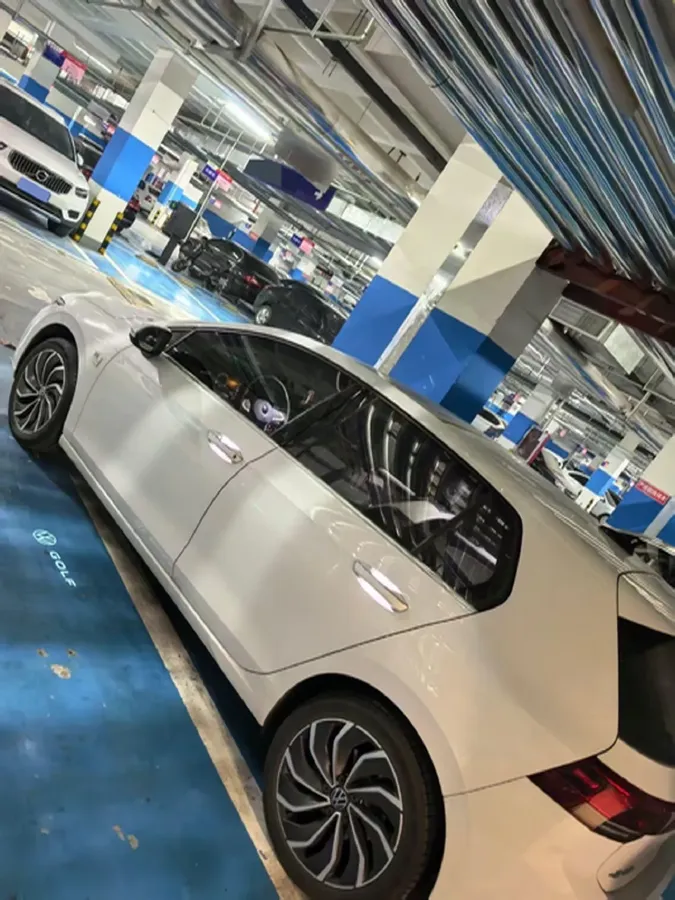 2025 Volkswagen Golf 1.5T 160HP L4 7DCT,autocango,china used car exporter,china ev exporter,chinese used car exporter,chinese used ev exporter