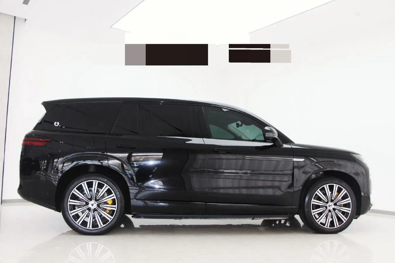 2025 Denza DenzaN9 2.0T 207HP L4 E-CVT PHEV,autocango,china used car exporter,china ev exporter,chinese used car exporter,chinese used ev exporter