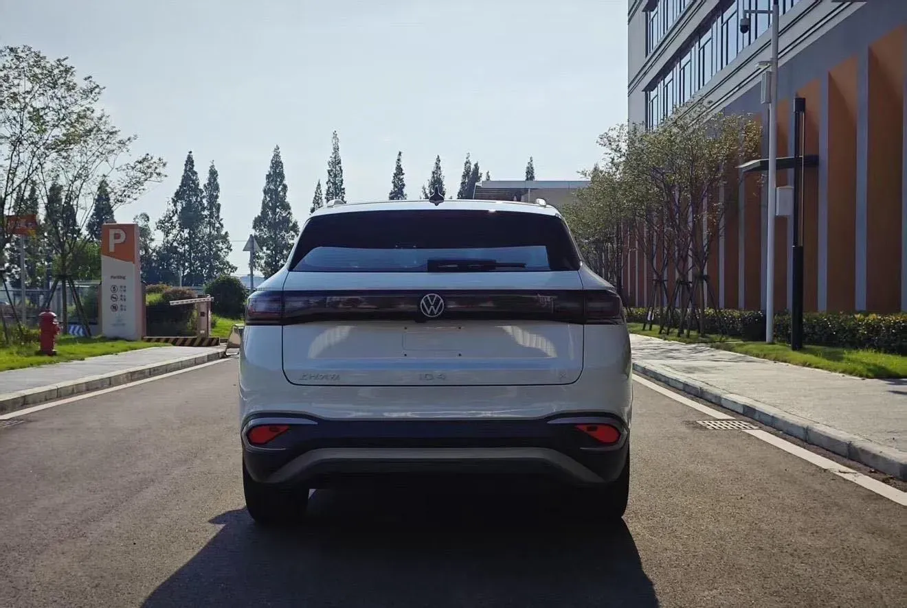 2024 Volkswagen ID.4 X BEV 52.8KWH,autocango,china used car exporter,china ev exporter,chinese used car exporter,chinese used ev exporter