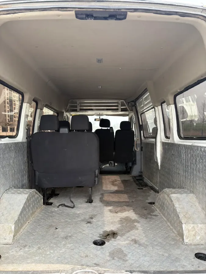 2020 MAXUS XinTu V80 2.5T 136HP L4 6MT,autocango,china used car exporter,china ev exporter,chinese used car exporter,chinese used ev exporter