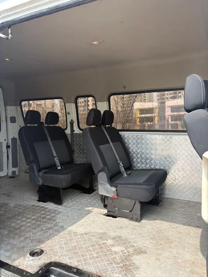 2020 MAXUS XinTu V80 2.5T 136HP L4 6MT,autocango,china used car exporter,china ev exporter,chinese used car exporter,chinese used ev exporter