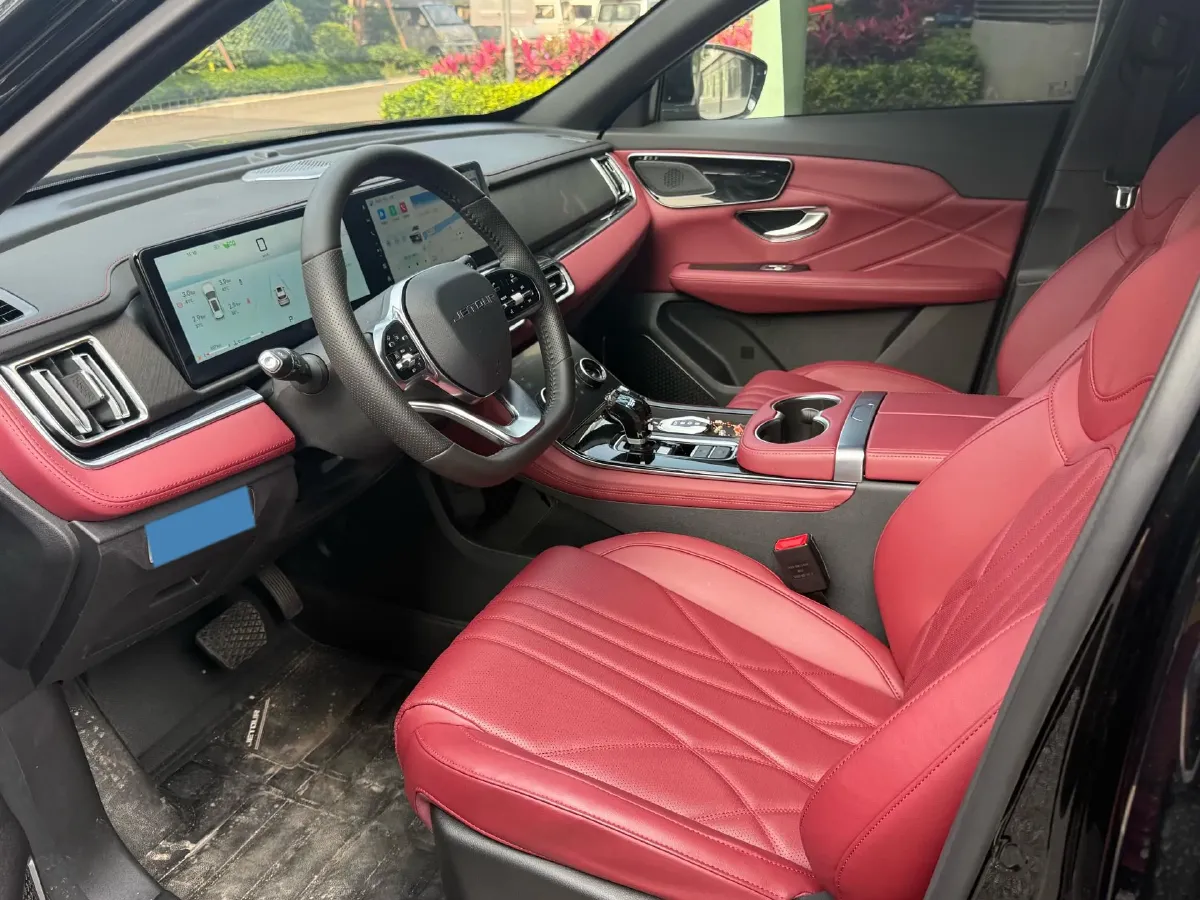 2025 Jetour X70 Plus 1.5T 184HP L4 7DCT,autocango,china used car exporter,china ev exporter,chinese used car exporter,chinese used ev exporter