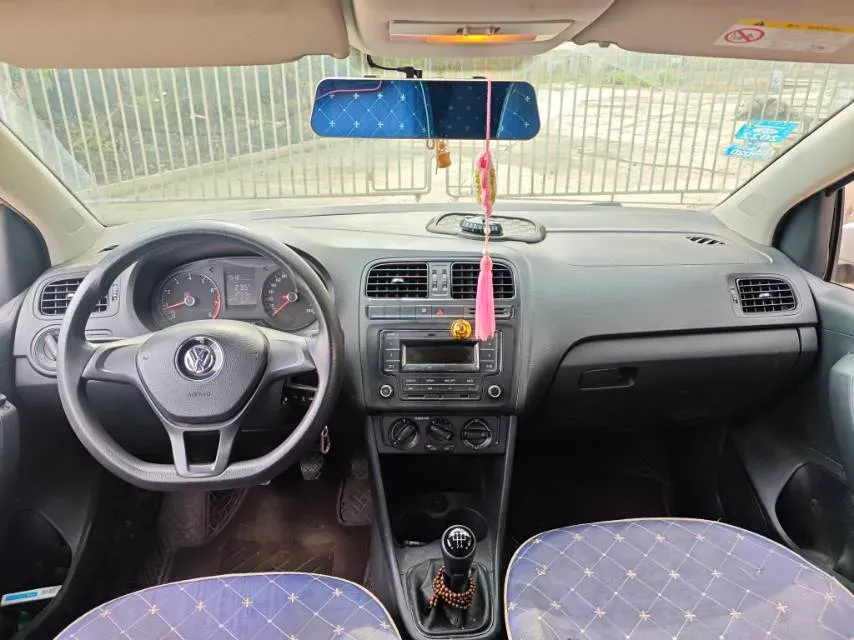 2016 Volkswagen Polo 1.4L 90HP L4 5MT,autocango,china used car exporter,china ev exporter,chinese used car exporter,chinese used ev exporter