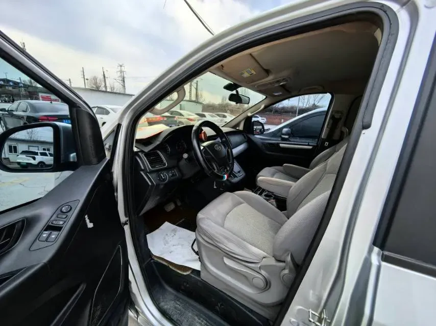 2016 MAXUS G10 2.0T 224HP L4 6AT,autocango,china used car exporter,china ev exporter,chinese used car exporter,chinese used ev exporter