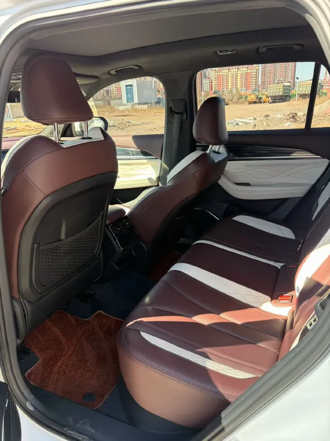 2021 Geely Monjaro 2.0T 238HP L4 8AT,autocango,china used car exporter,china ev exporter,chinese used car exporter,chinese used ev exporter