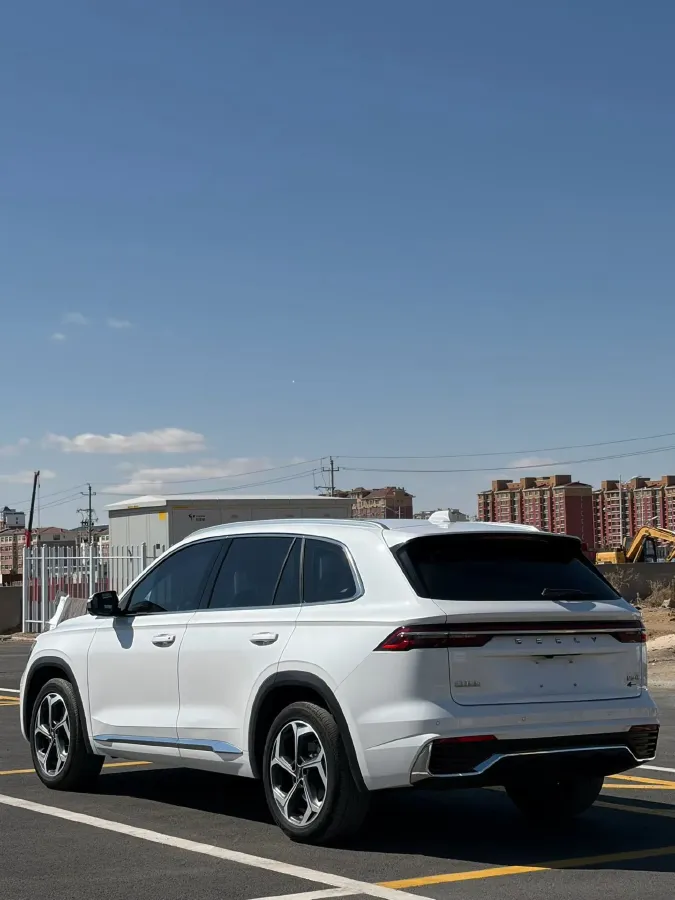 2021 Geely Monjaro 2.0T 238HP L4 8AT,autocango,china used car exporter,china ev exporter,chinese used car exporter,chinese used ev exporter