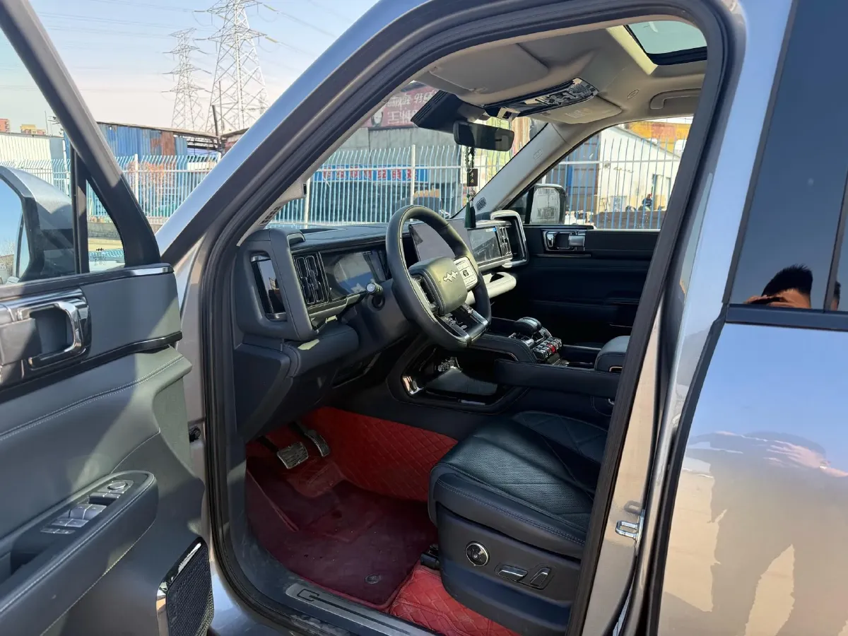 2025 FangChengBao Bao 5 1.5T 194HP L4 E-CVT PHEV 31.8KWH,autocango,china used car exporter,china ev exporter,chinese used car exporter,chinese used ev exporter