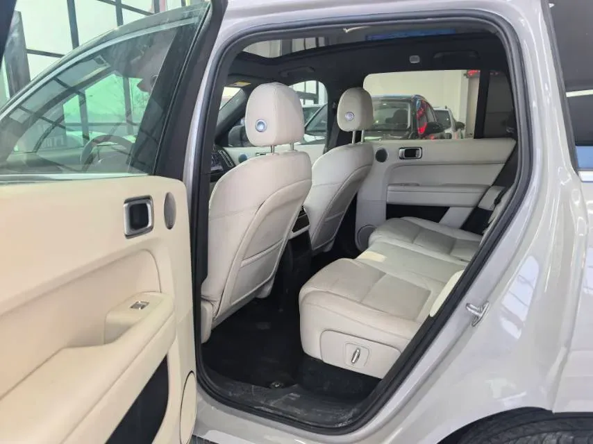 2024 Li L6 Range Extended 154HP L4 REEV 36.8KWH,autocango,china used car exporter,china ev exporter,chinese used car exporter,chinese used ev exporter