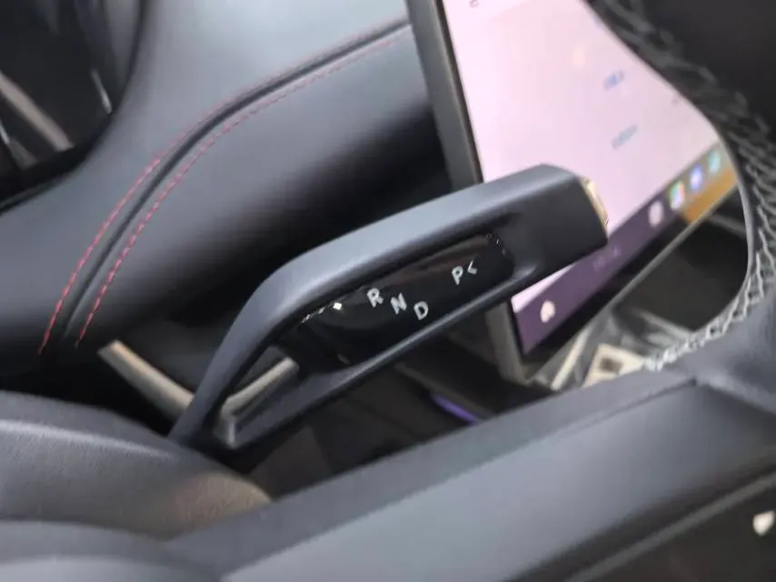 2024 MI SU7 BEV 101KWH,autocango,china used car exporter,china ev exporter,chinese used car exporter,chinese used ev exporter